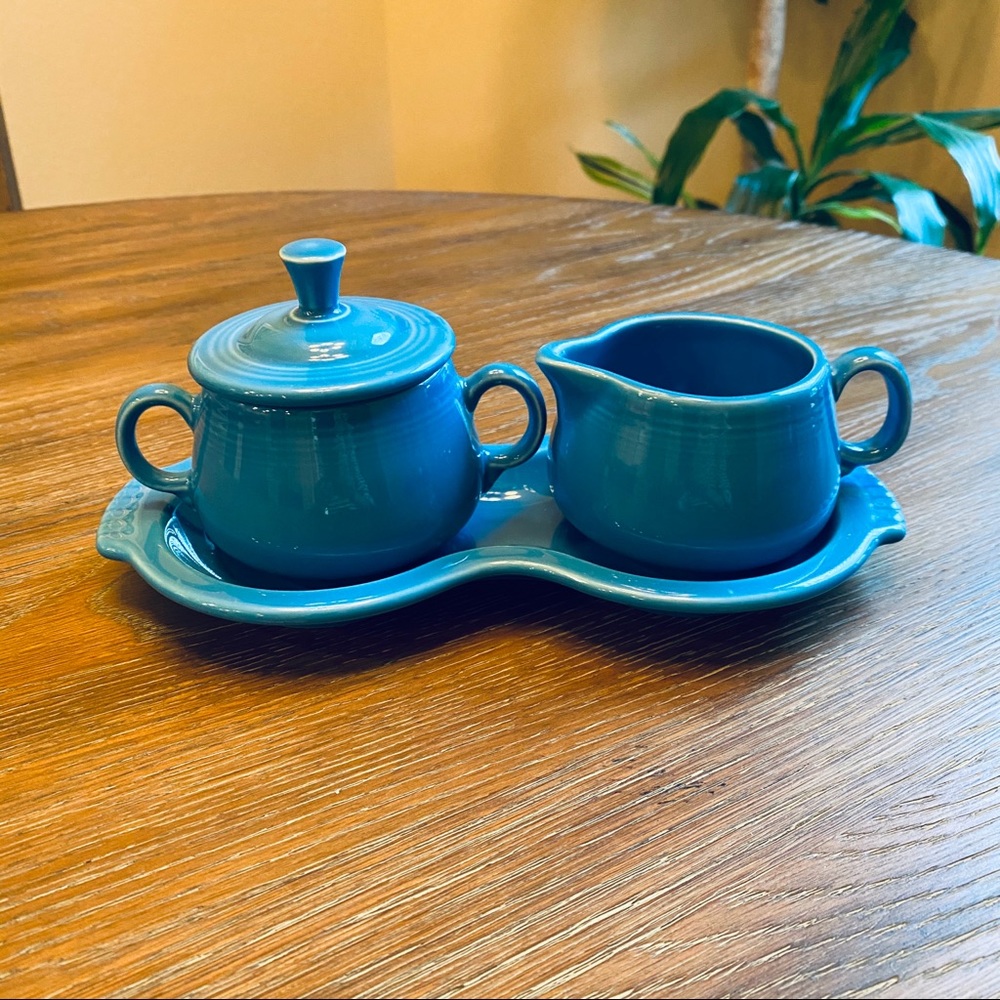 Fiestaware sugar/creamer set